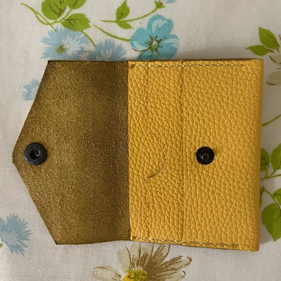 Handmade Genuine Leather Wallet - Picture 4 of 5